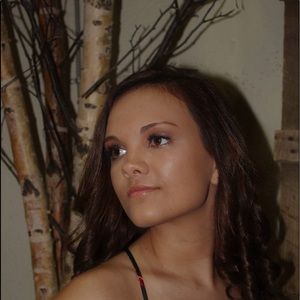 Meet your Posher, Faith